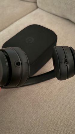 Beats Over-Ear Headphones with Case