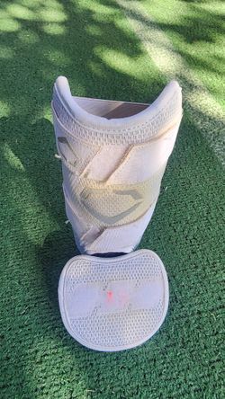 Youth Baseball  Pro Srz Batter Leg Guard