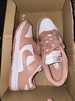 Nike Dunks 7.5 W