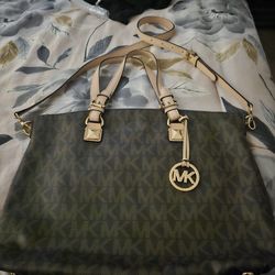 Michael Kors tote