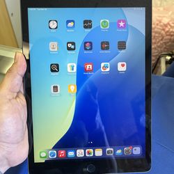 iPad 7th generation  32GB OS version 18.7.3