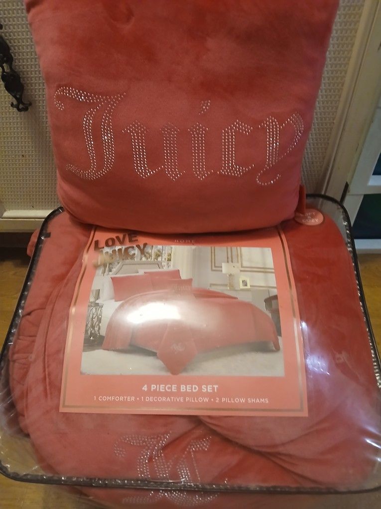 Hot Pink Juicy Couture King Bed Set