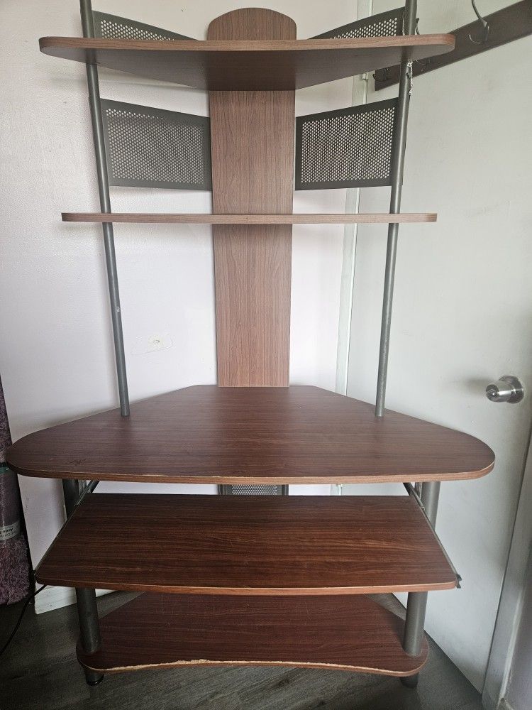 Student Computer Desk With Pull Out Shelf