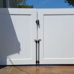 Vinyl Fence GATE and DOORS 