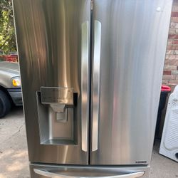 REFRIGERATOR— Free Delivery 🚛