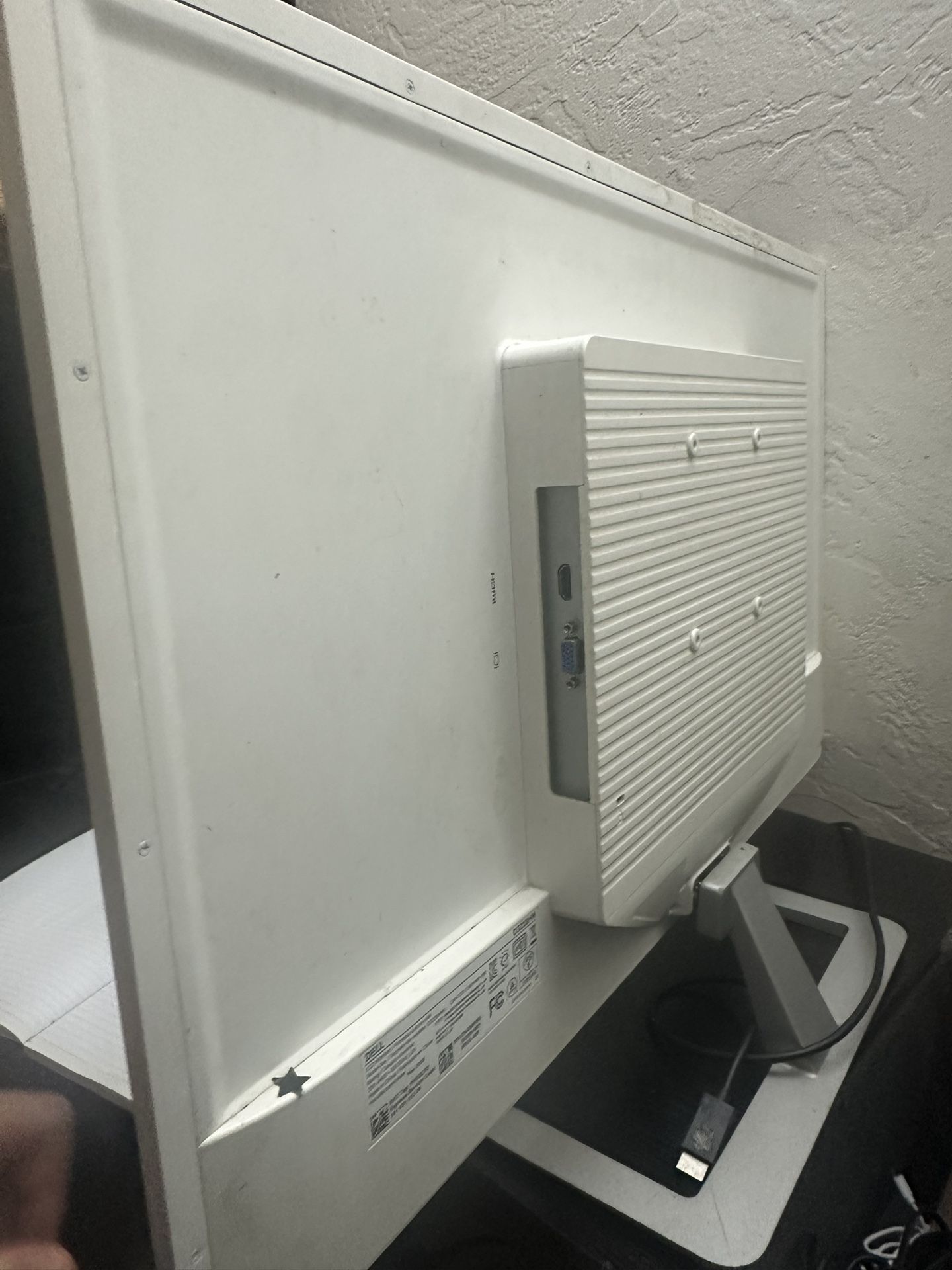 Dell 27 Inch Monitor