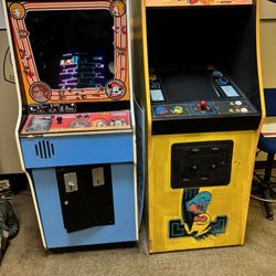 Arcade Game All Original 1980s Donkey Kong And Pac-Man 