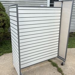 Rolling retail display fixture with removable side panels