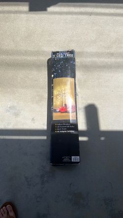 Mr. Christmas 3ft Star Light LED Tree