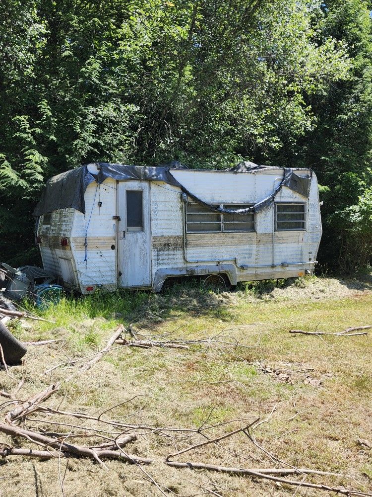 Free Camper For Scrap