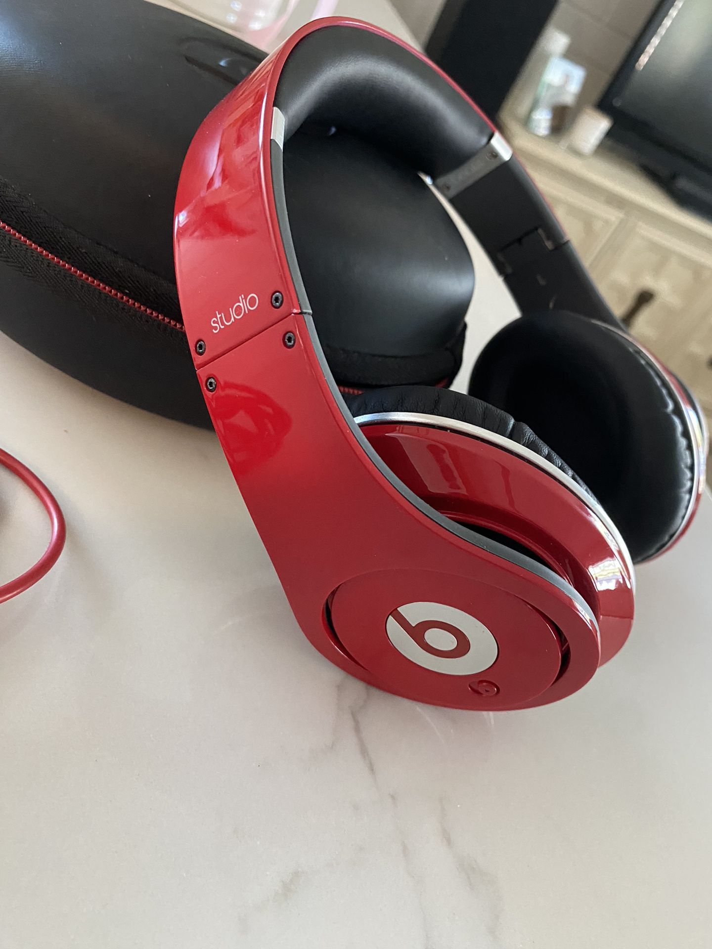 Original Beats By Dr. Dre Studio Headphones - Red