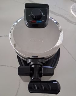 Waffle Maker and  Griddle(New) $15