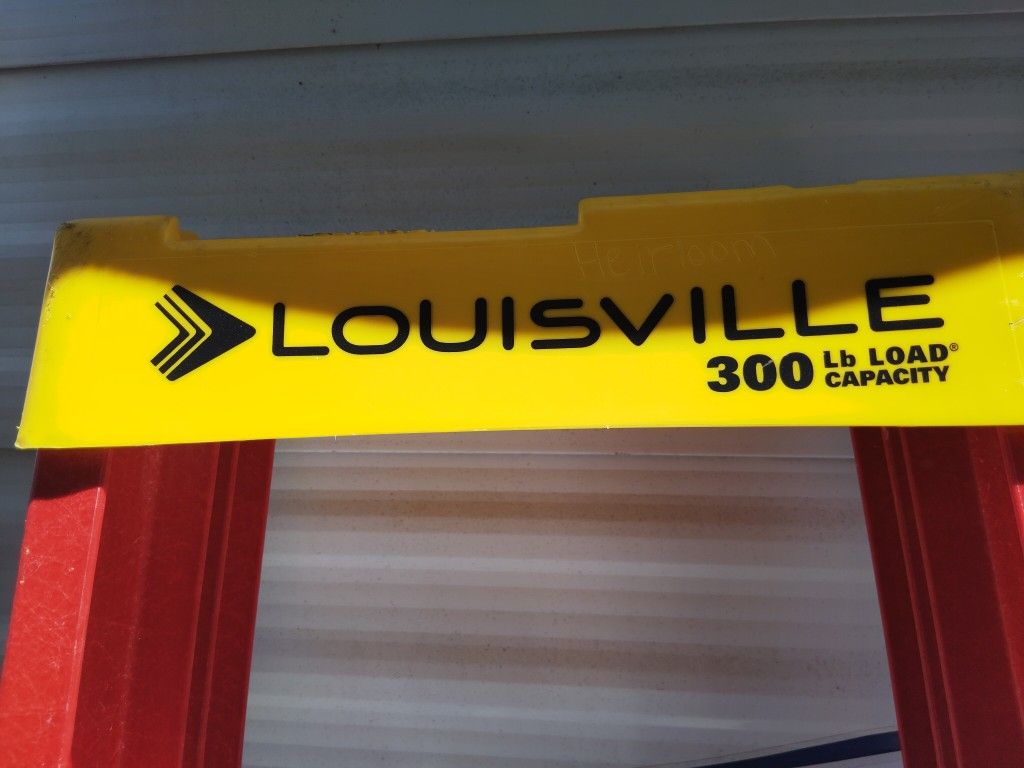 Louisville 8' Ladder Fiberglass