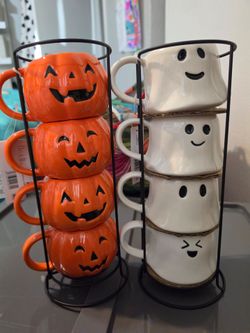 Bundle of halloween mugs