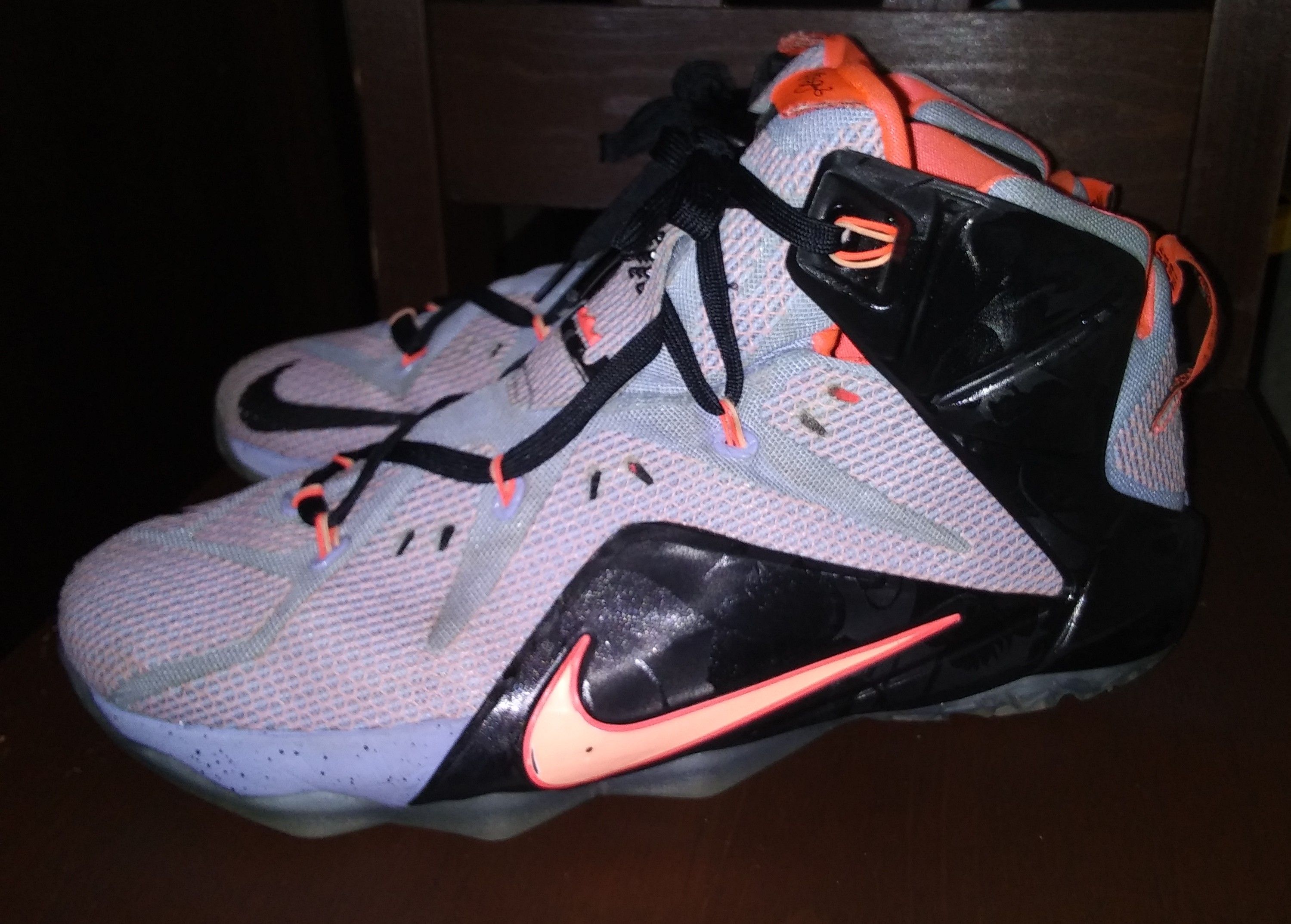 Men's Nike Lebron 12 2015 Size 12 Basketball High