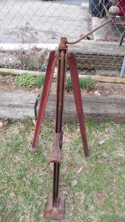 Antique bumper screw Jack