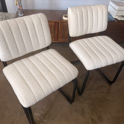  Teddy Upholstered White Metal chairs (set)