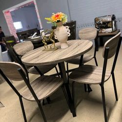 Dining set (5 pieces)