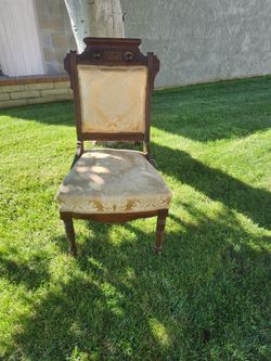 Beautiful  Antique East Lake? Chair On Rollers