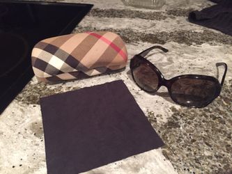 Burberry Authentic sunglasses