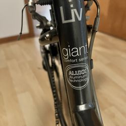 Giant Liv Cypress Bike