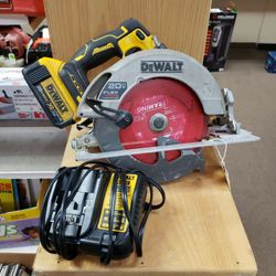 Dewalt 20 Volt Flexvolt 7 1/4" Circular Saw DCS573