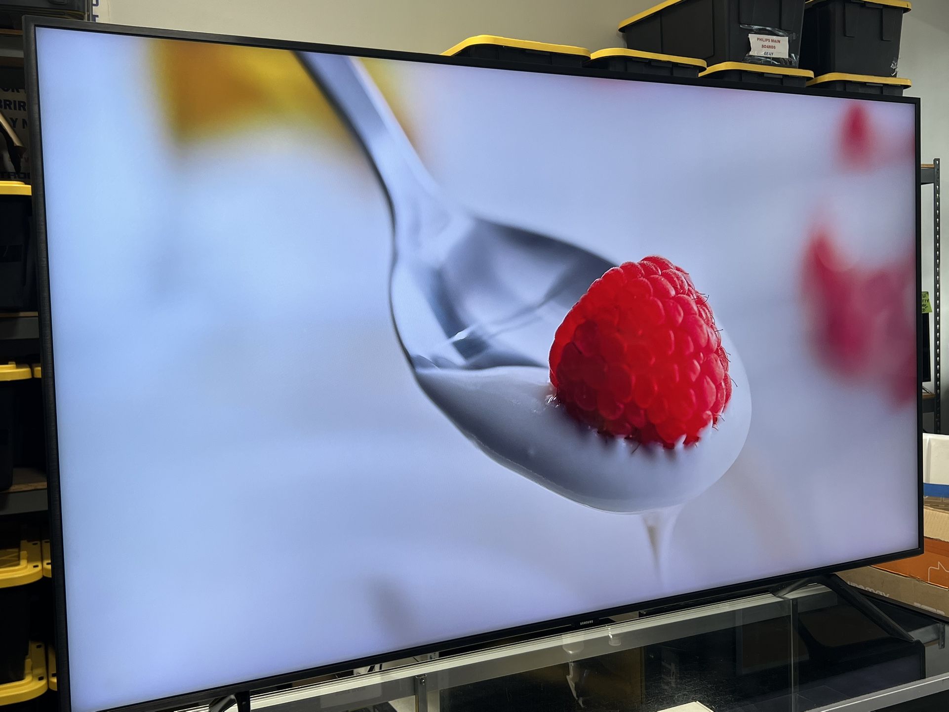 SAMSUNG 65” QLED SMART TV LED. 4K Q60R FANTASTIC PICTURE QUALITY 💯📺💯📺📺