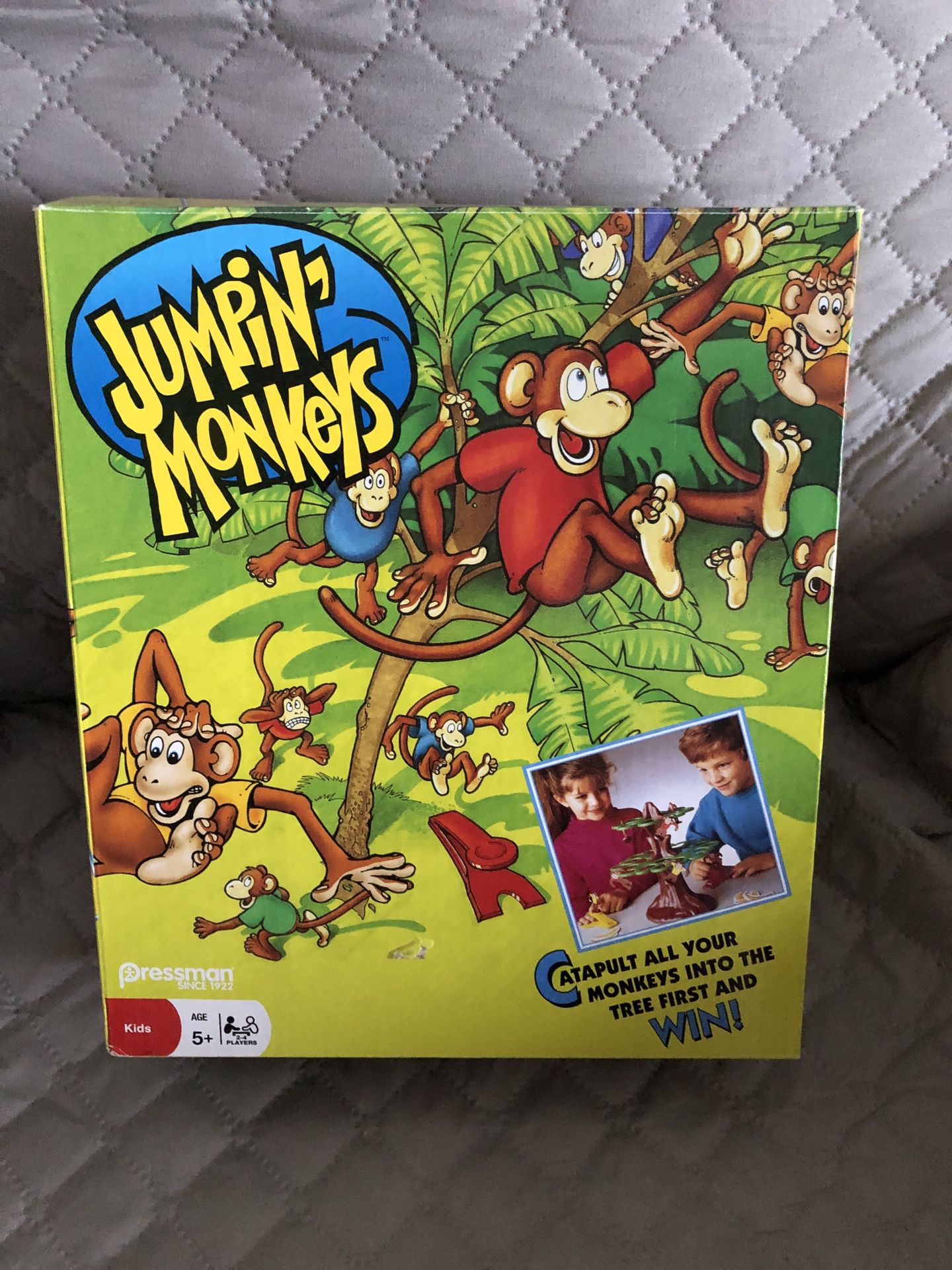 Jumpin’ Monkeys kids game. 