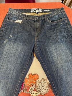 New jeans never used small size brand Kennet Cole reaction size 36 /32 long modern style!🌺