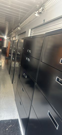 8(5 Drawers Lateral Metal Filing Cabinets Each For 