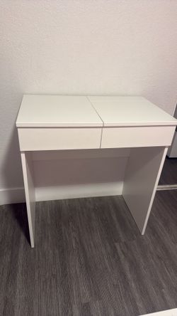 Small vanity