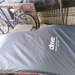 Colchón como nuevo twin muy cómodo para personas que pasan acostadas $100