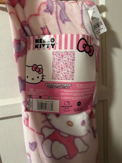 Hello Kitty Blanket