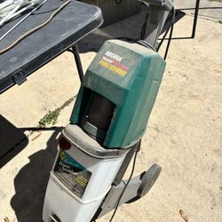 Carpet Cleaner Vacuum