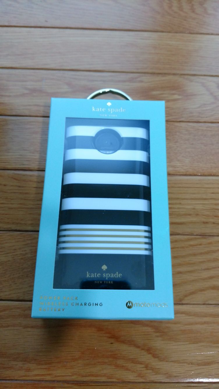 Kate Spade New York Moto Mod Wireless charging Battery Power Pack *NEW*