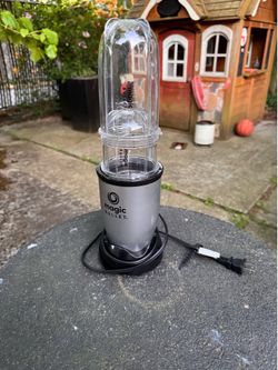Magic Bullet Blender – Personal Blender with 2 Cups