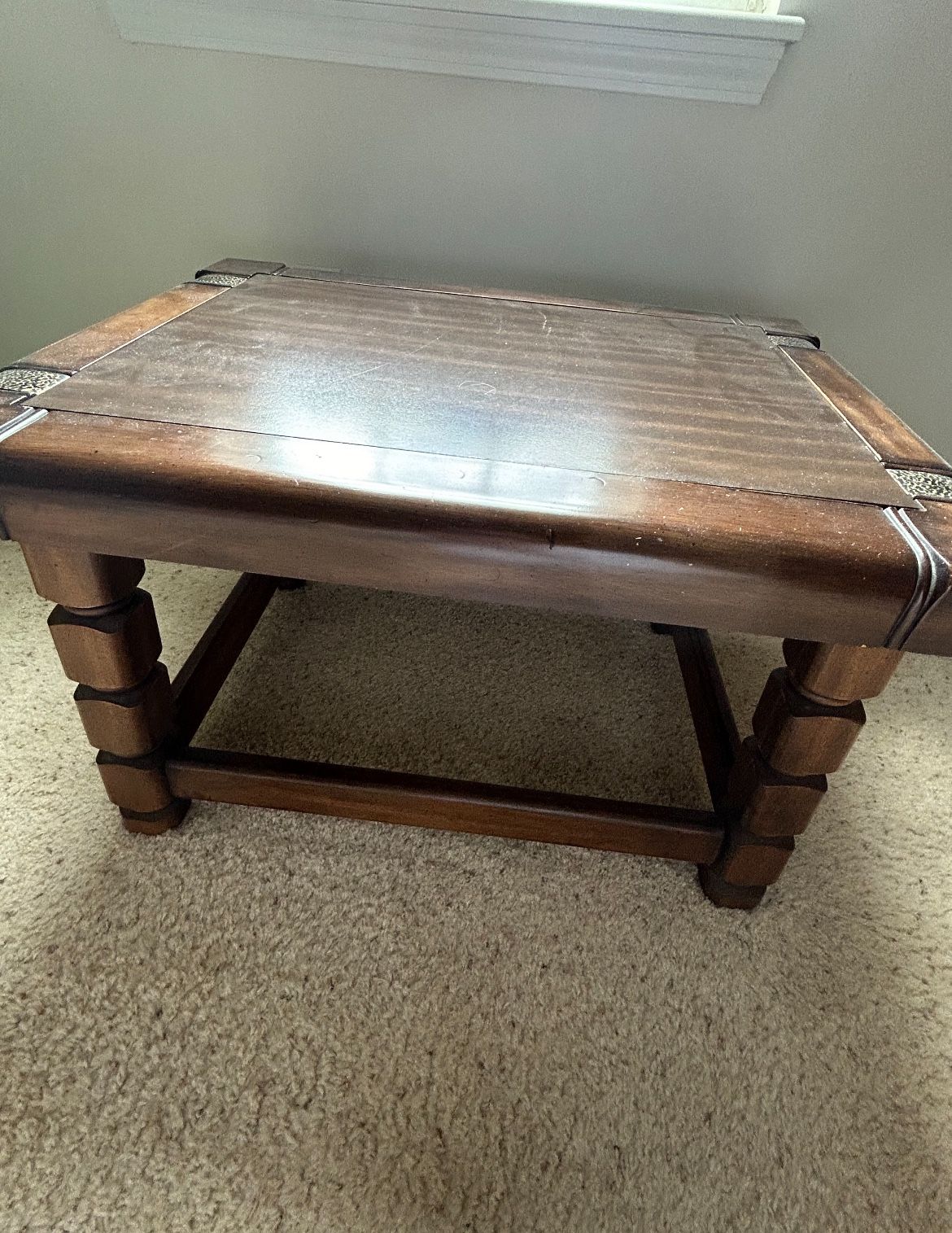 Square coffee or end table (30 in X 22 in)