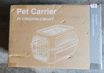 Pet Carrier Case - New in Box