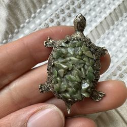 Vintage Green Adventurine Turtle Brooch 