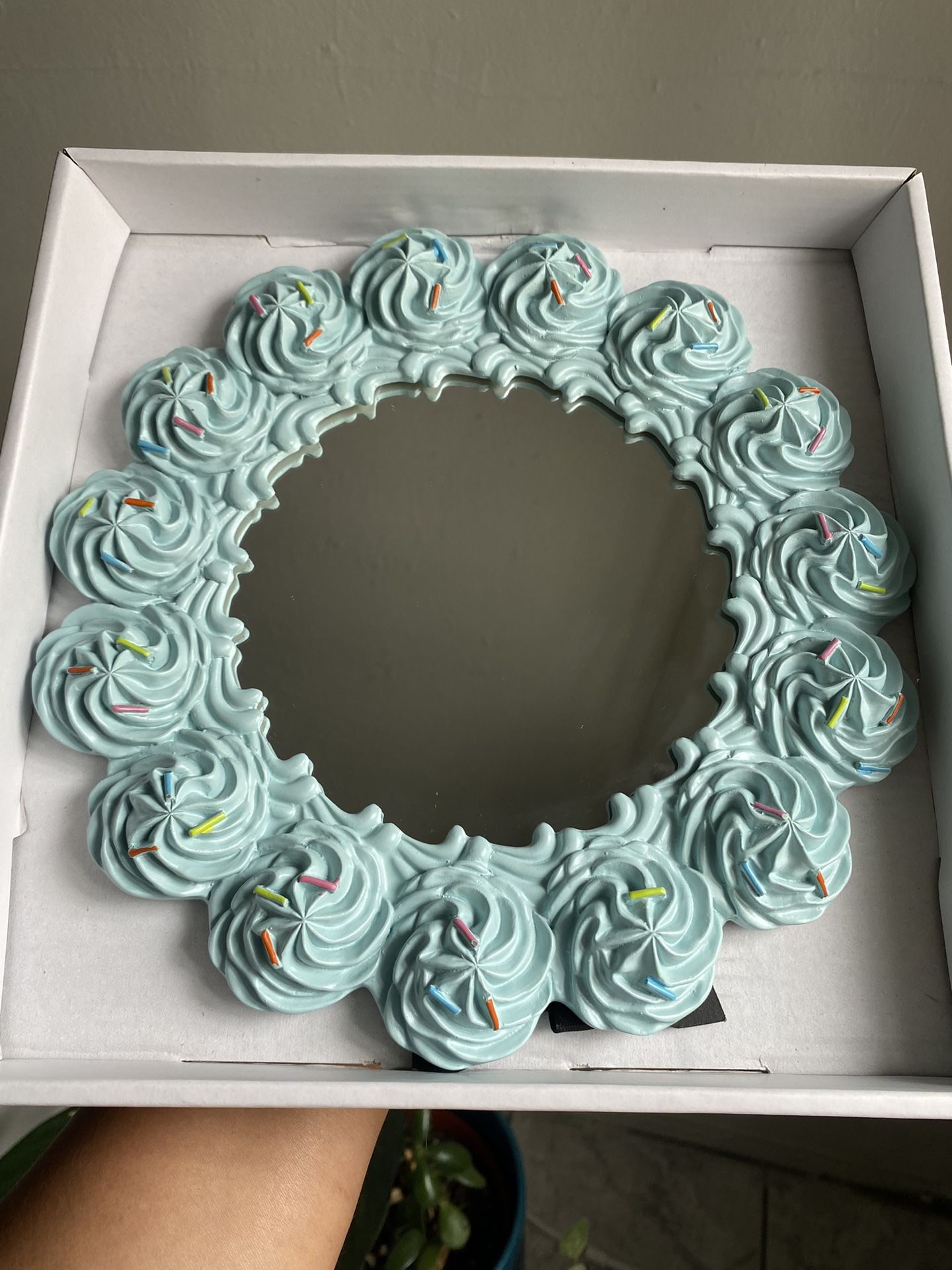 Cake Mirror