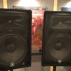 JBL JRX200/215 PA Speakers X2( Pro  Audio  For Medium To Large Venues, . With Stands.