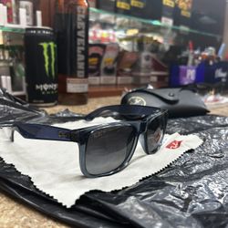 TRANSPARENT BLUE RAY BANS 