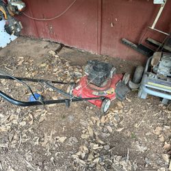 Small Easy To Maneuver Push Mower Runs Great