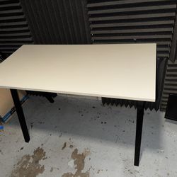 Desk 4ft X 2ft