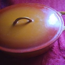 Vintage Descoware Belgium Cast Iron Dutch Oven