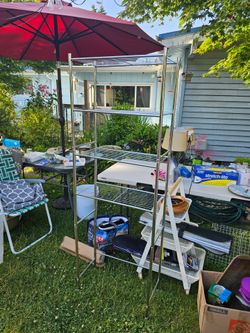 Yard sale!!