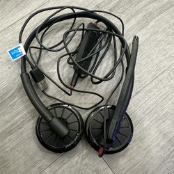 Plantronics USB headset with microphone. Brand New