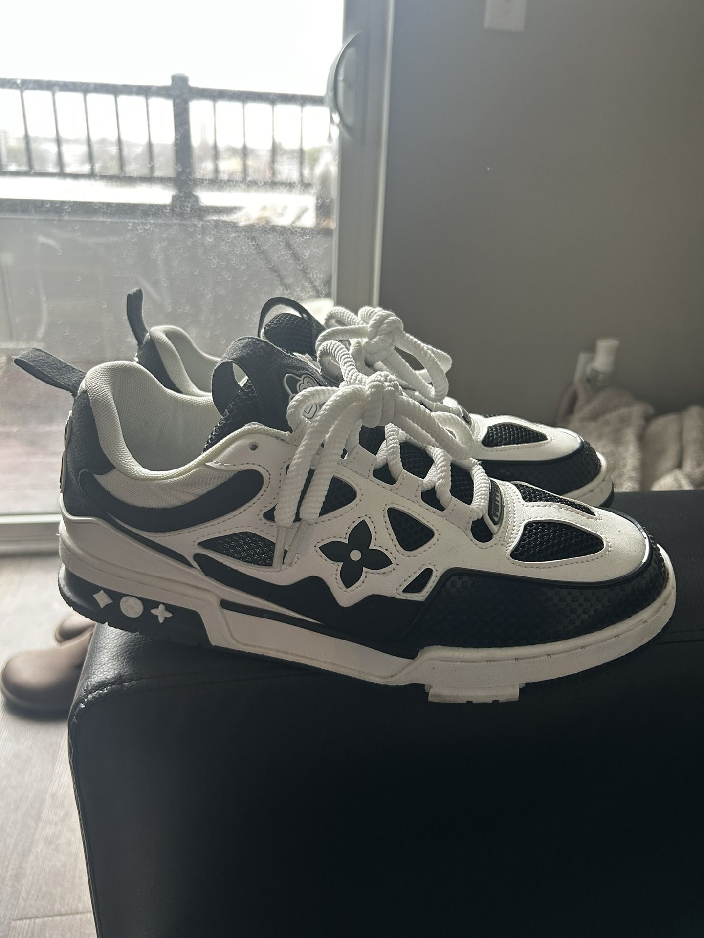 Louis Vuitton Skate shoe (Black & White)