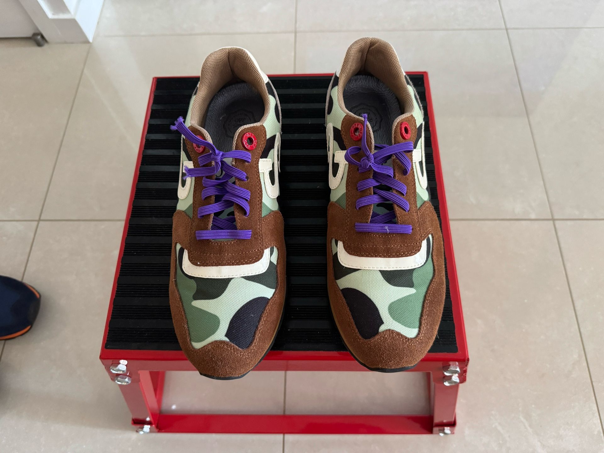OPP Suede Camouflage sneakers