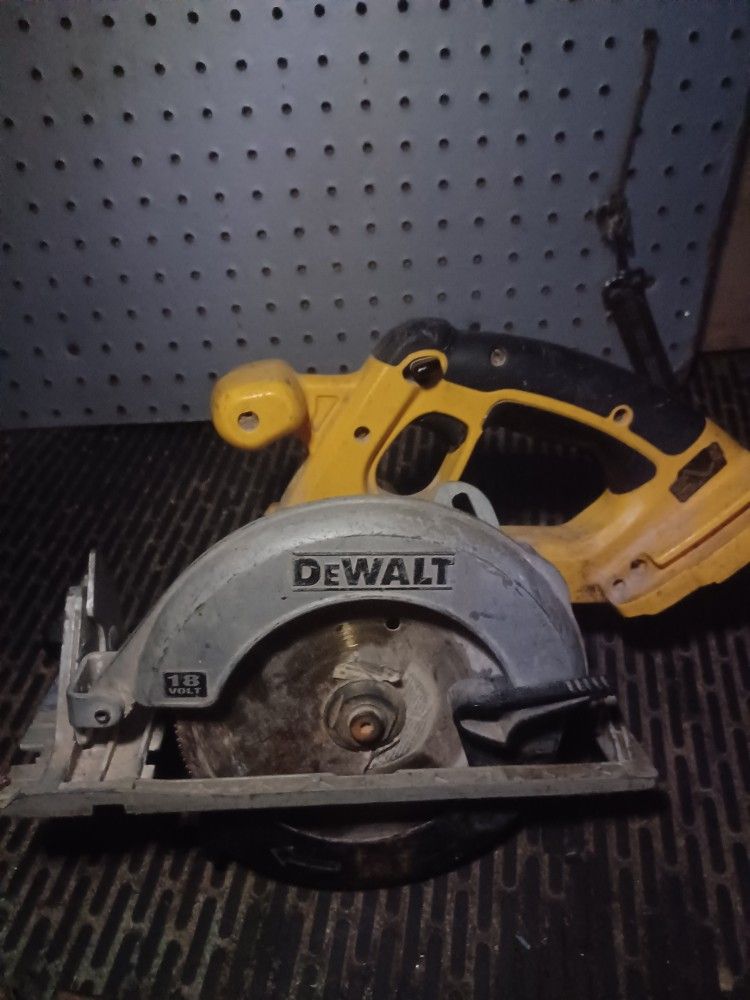Dewalt 18v Circular Saw